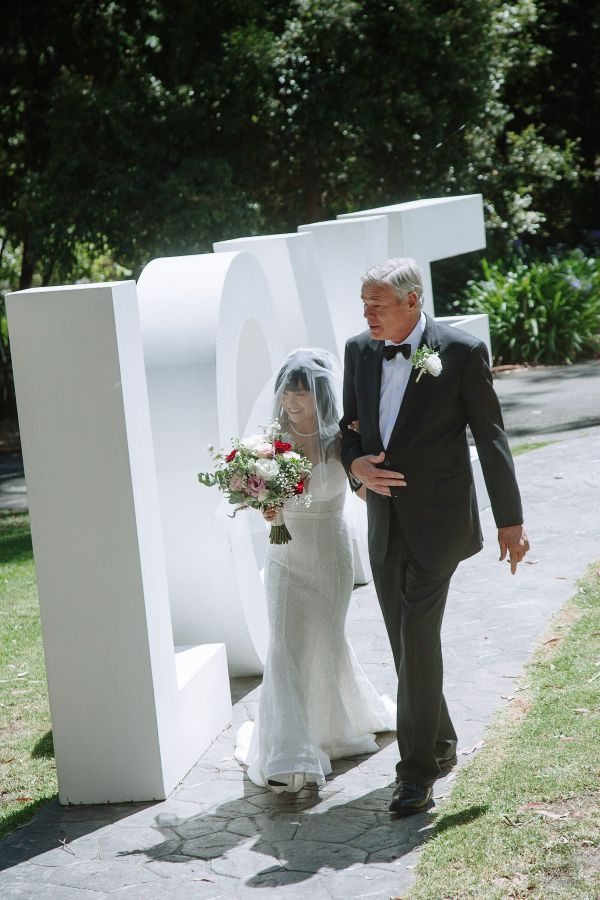Avalon Castle wedding, Lizzie and Jack, frame 083
