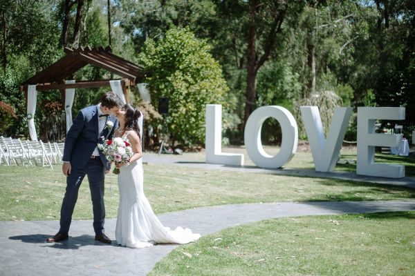 Avalon Castle wedding, Lizzie and Jack, frame 182