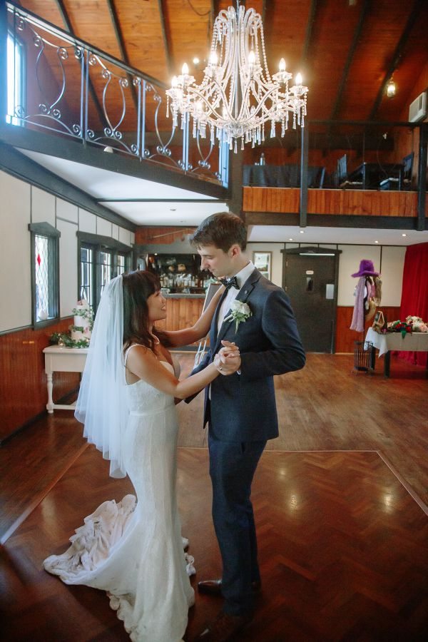 Avalon Castle wedding, Lizzie and Jack, frame 197