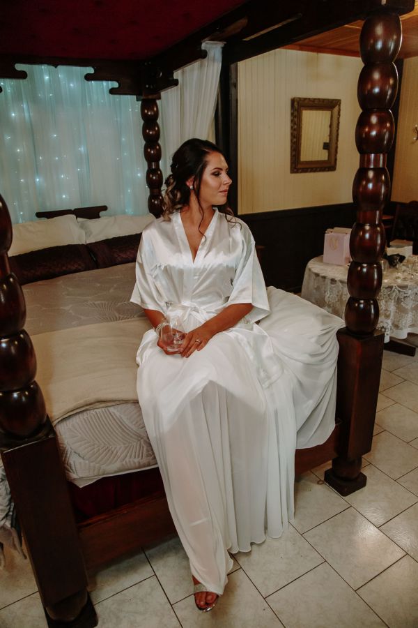Katherine and Lucy's wedding day in Cockatoo, frame 019