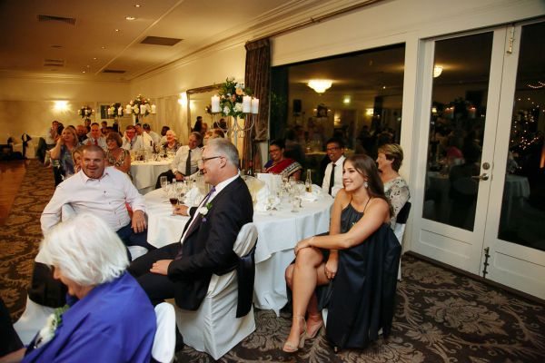 Wedding photograph 333 from Lina and Matthew's day at Ballara Receptions