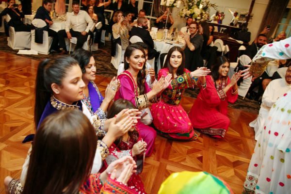Lina and Matthew's wedding day in Eltham, frame 352