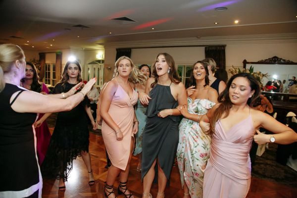 Wedding photograph 417 from Lina and Matthew's day at Ballara Receptions