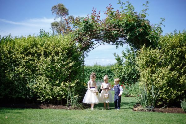 Wedding photograph 081 from Ashleigh and Mitch's day at Baxter Barn
