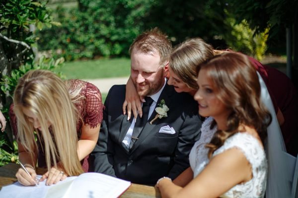 Ashleigh and Mitch's wedding day in Baxter, frame 127