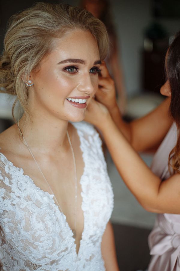 Elly and Marc's wedding day in Bellarine, frame 053