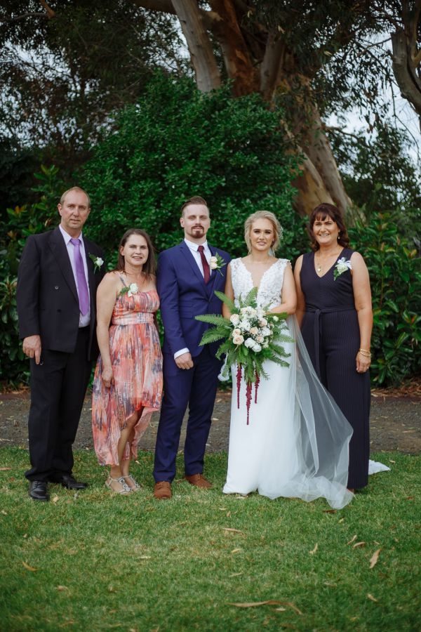Elly and Marc's wedding day in Bellarine, frame 152