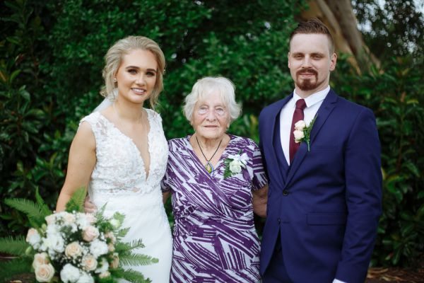 Elly and Marc's wedding day in Bellarine, frame 158