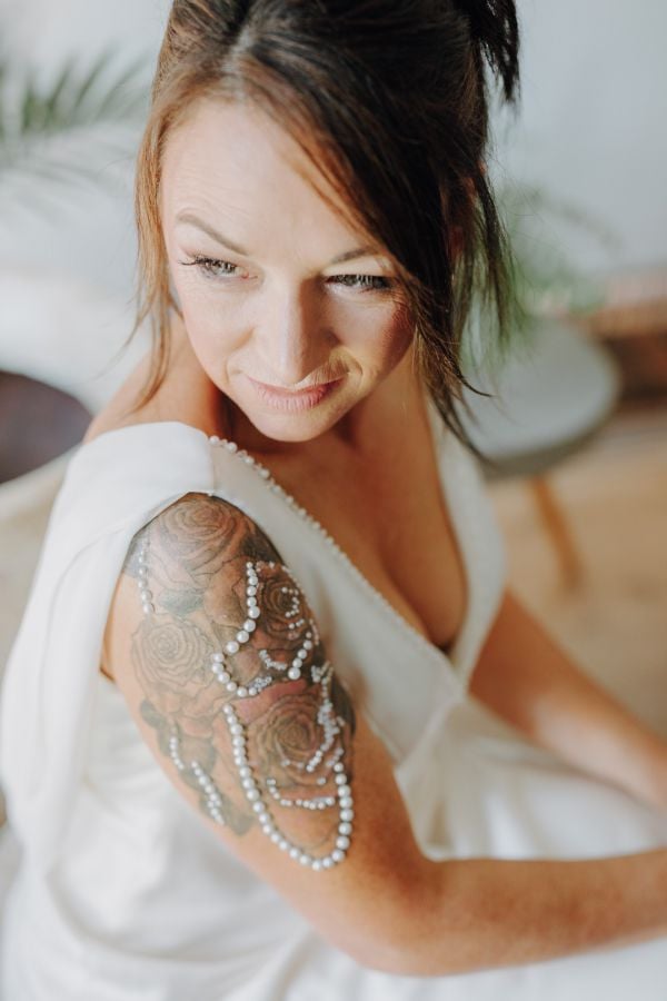 Kylie and Sandy's wedding day in Bellbrae, frame 004