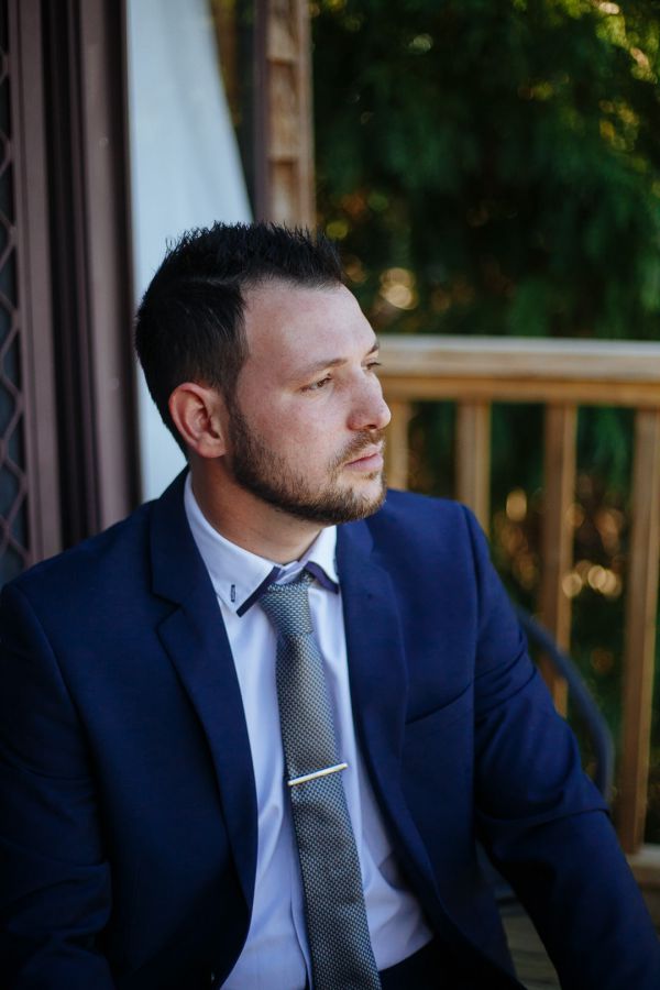Kirstie and Hussein's wedding day in Bilpin, frame 010