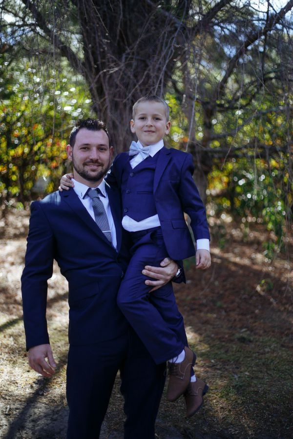 Bellview Estate Bilpin wedding, Kirstie and Hussein, frame 023