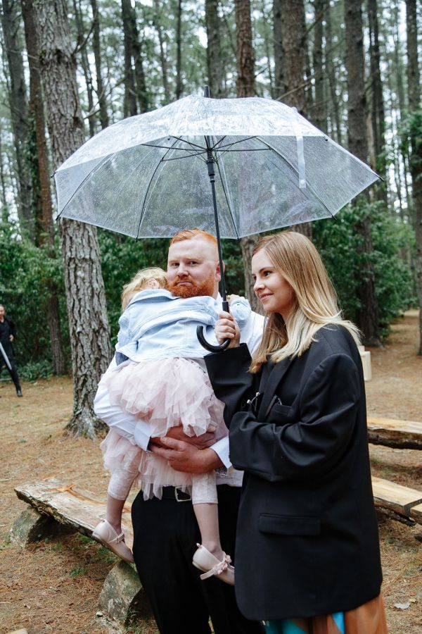 Kirstie and Hussein's wedding day in Bilpin, frame 121