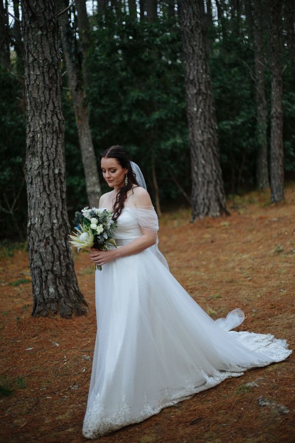Kirstie and Hussein's wedding day in Bilpin, frame 187