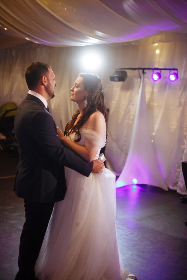 Kirstie and Hussein's wedding day in Bilpin, frame 331