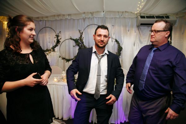Bellview Estate Bilpin wedding, Kirstie and Hussein, frame 407