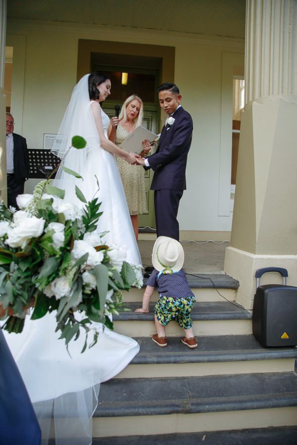 Wedding photograph 096 from Eleanor and Paul's day at Berry Courthouse