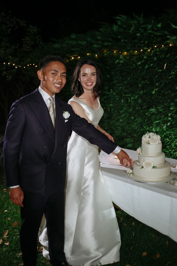 Eleanor and Paul's wedding day in Berry, frame 343