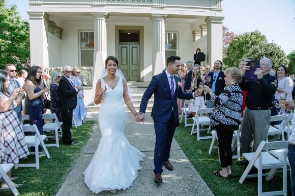 Berry Courthouse wedding, Justine and Chris, frame 083