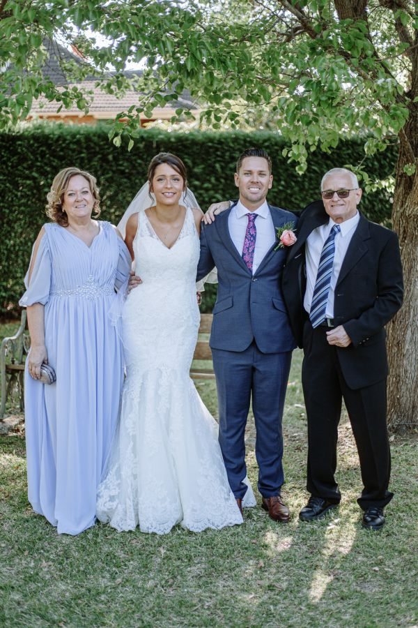 Berry Courthouse wedding, Justine and Chris, frame 101