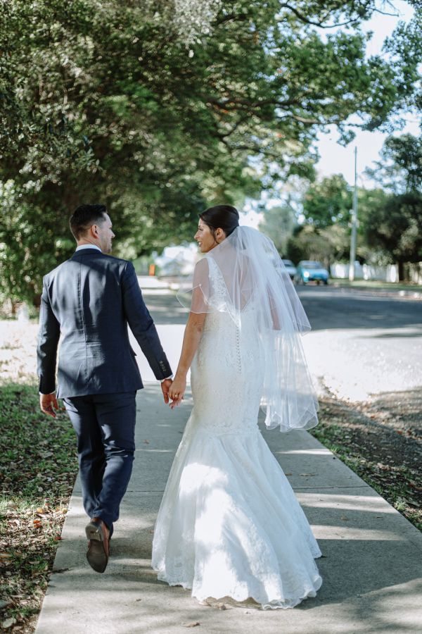 Berry Courthouse wedding, Justine and Chris, frame 113