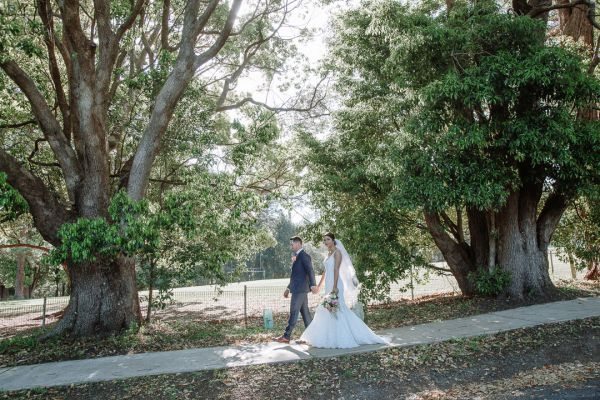 Justine and Chris' wedding day in Berry, frame 118