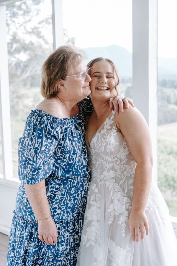 Dryridge Estate wedding, Claire and Brayden, frame 017