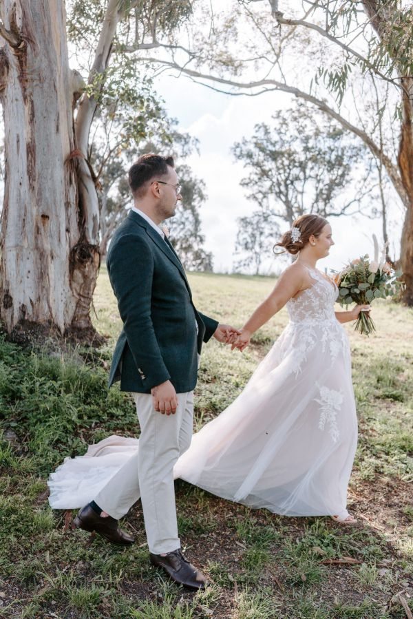 Claire and Brayden's wedding day in Megalong Valley, frame 115