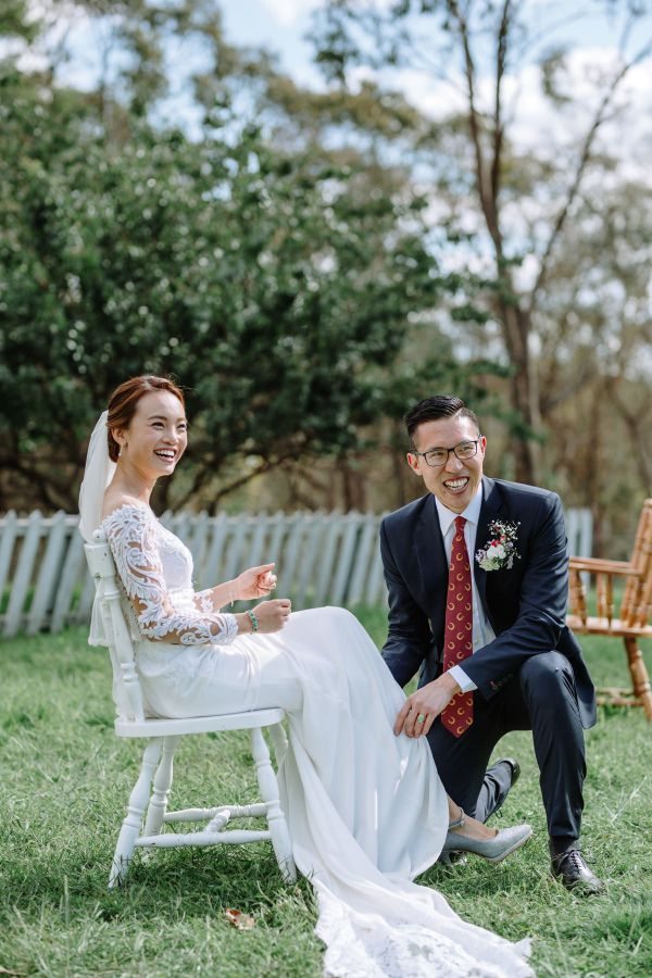 The couple's wedding day in Blue Mountains, frame 048