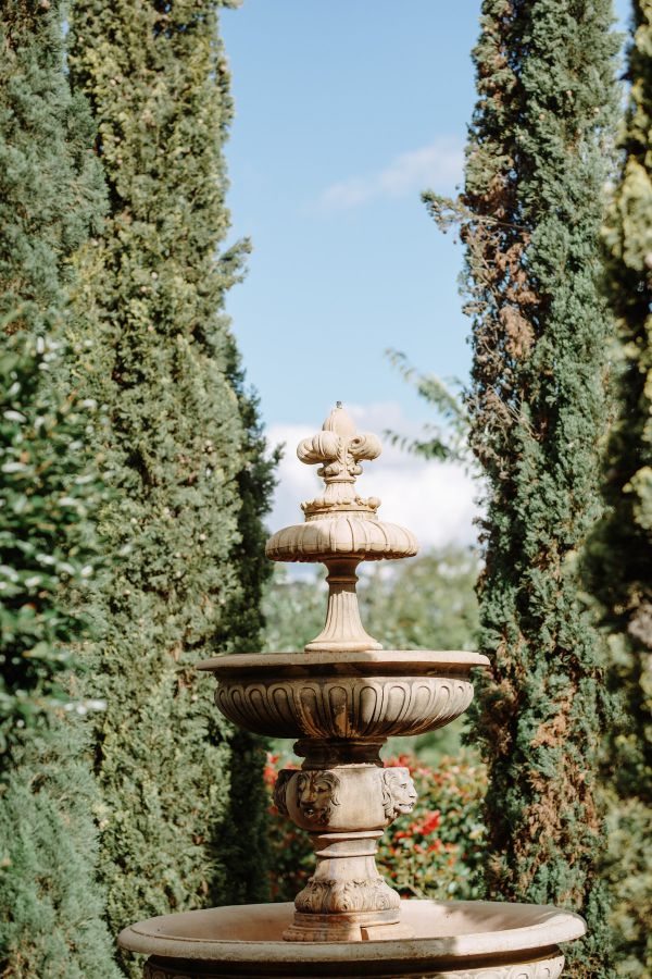 The couple's wedding day in Blue Mountains, frame 052