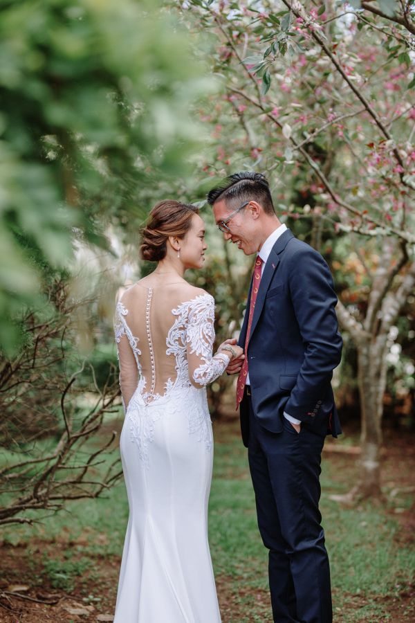 The couple's wedding day in Blue Mountains, frame 064