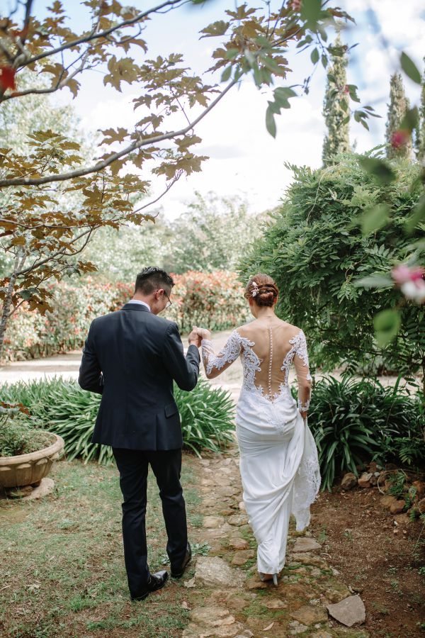 The couple's wedding day in Blue Mountains, frame 068