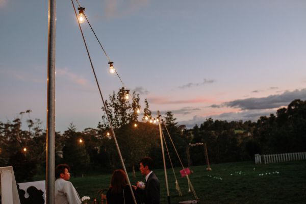 The couple's wedding day in Blue Mountains, frame 075