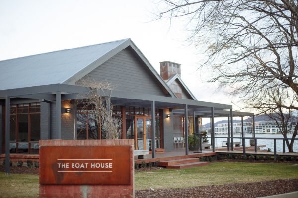 The Boat House wedding, the couple, frame 026