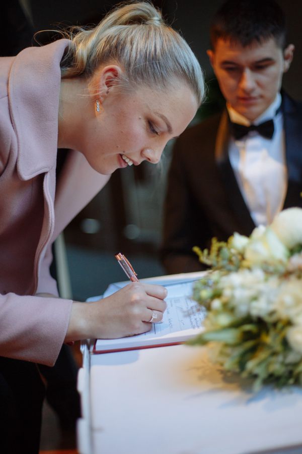 The Boat House wedding, the couple, frame 068