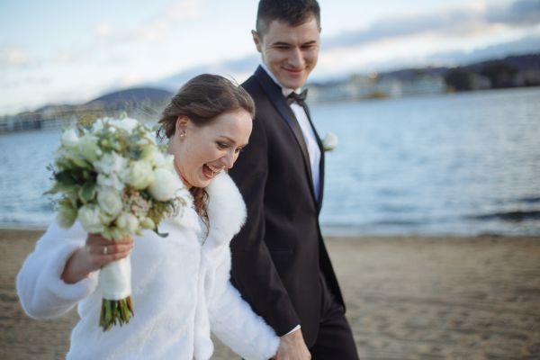 Tatiana and Gennady's wedding day in Barton, frame 094