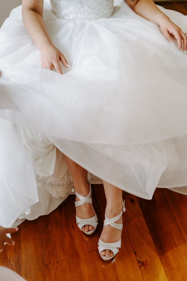 Nikka and Jessy's wedding day in Warrandyte, frame 031