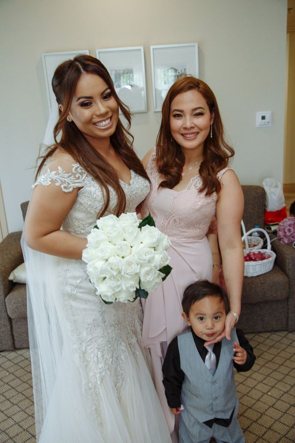 Joanna and Dominic's wedding day in Red Hill, frame 109