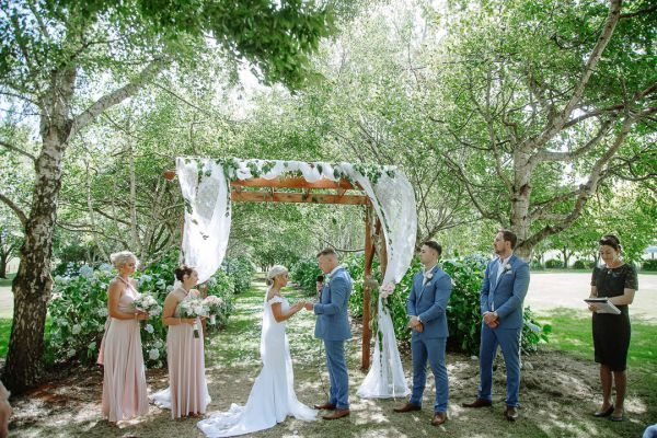Boat Harbour Garden Cottages wedding, Jenna and Zach, frame 098