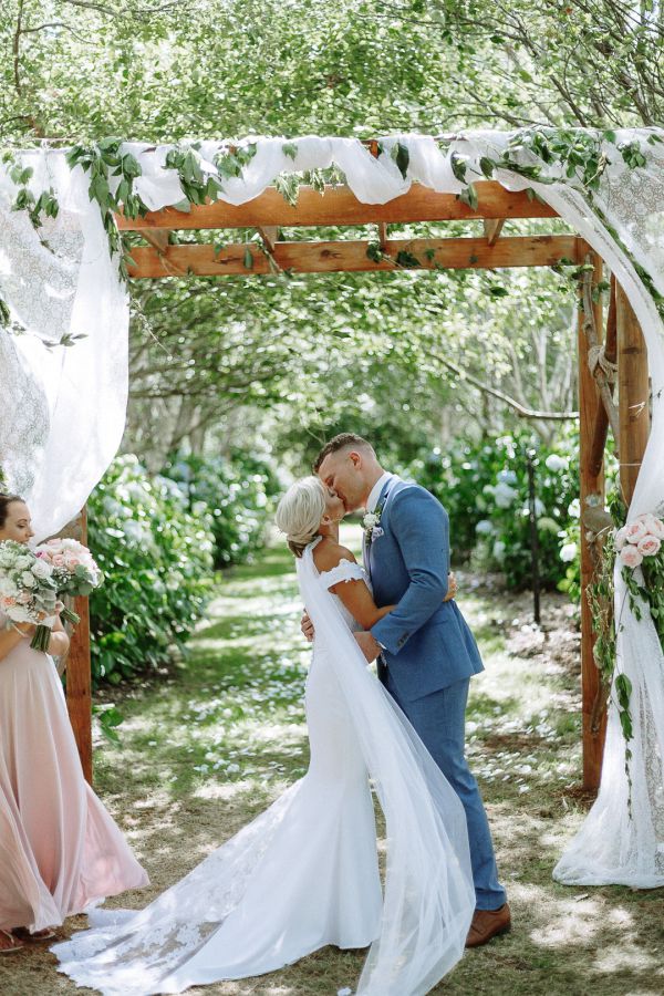 Boat Harbour Garden Cottages wedding, Jenna and Zach, frame 107