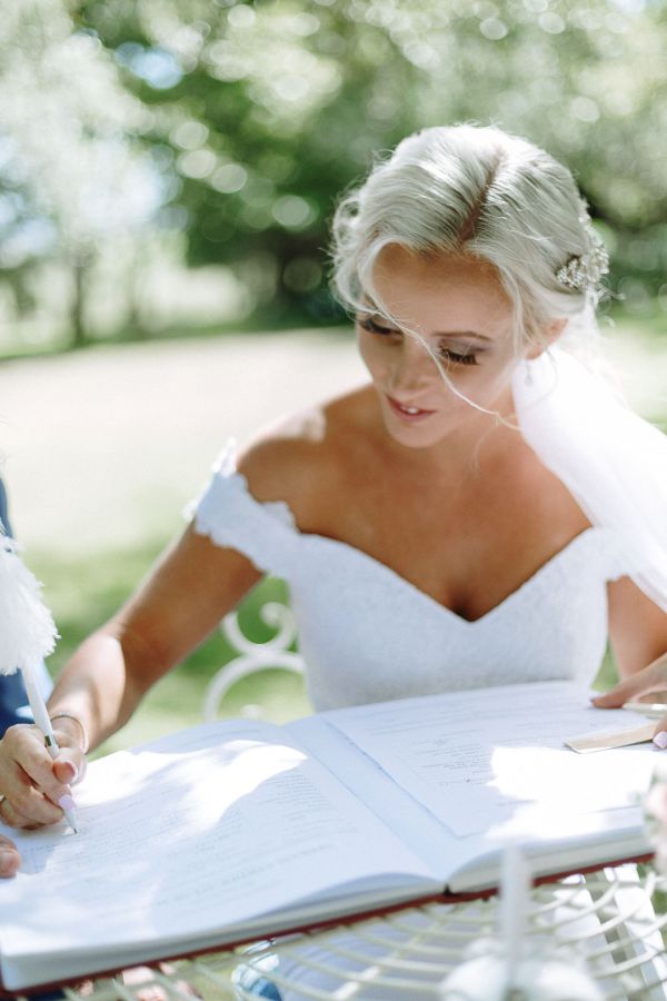 Jenna and Zach's wedding day in Boat Harbour, frame 115