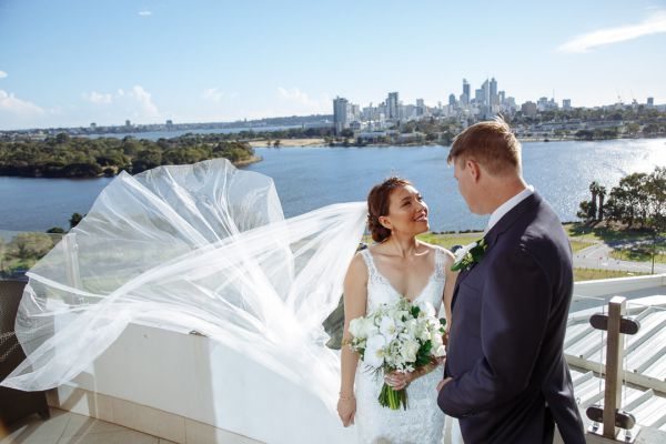 Trinh and Matt's wedding day in Burswood, frame 148