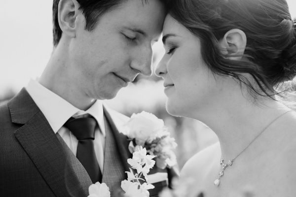 Emma and Reece's wedding day in Seville, frame 082