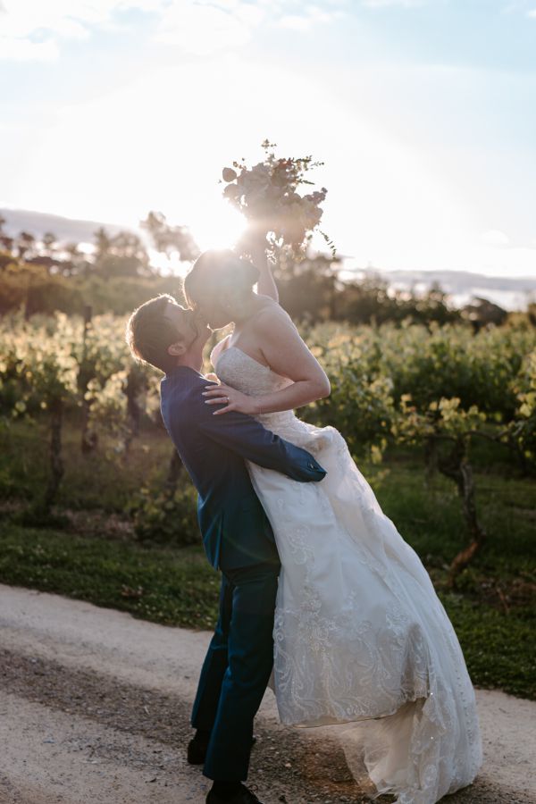 Emma and Reece's wedding day in Seville, frame 094