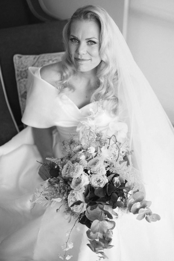 Emmett and Karmen's wedding day in St Kilda, frame 028