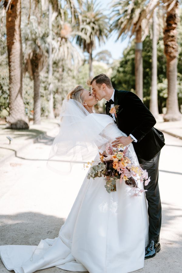 Encore St Kilda Beach wedding, Emmett and Karmen, frame 038
