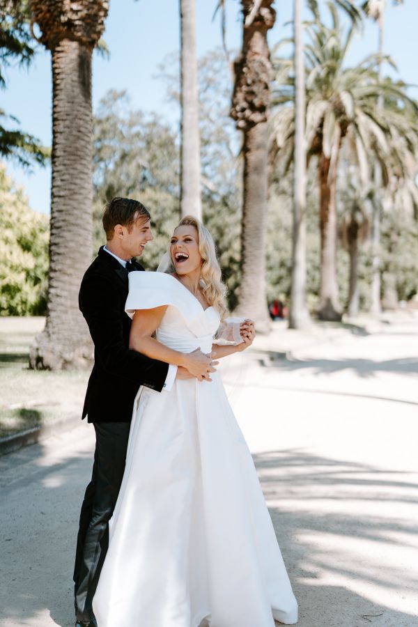 Emmett and Karmen's wedding day in St Kilda, frame 040