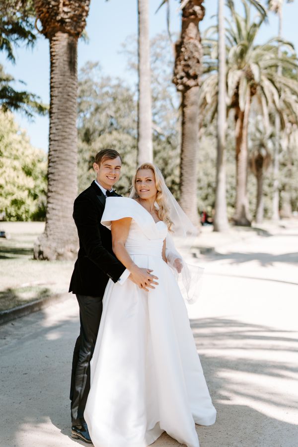 Emmett and Karmen's wedding day in St Kilda, frame 043