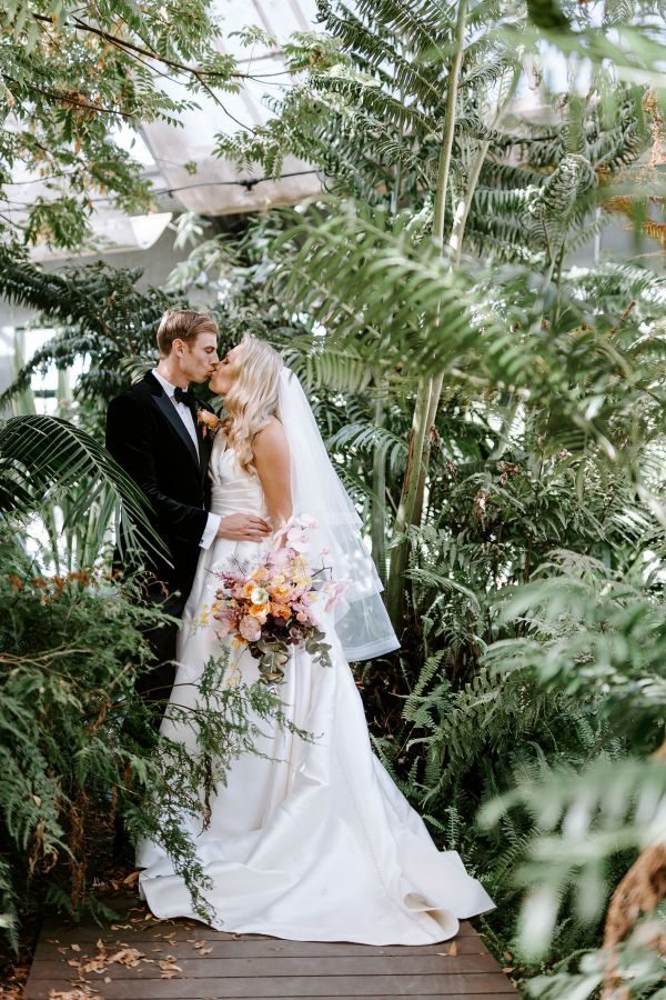Emmett and Karmen's wedding day in St Kilda, frame 049