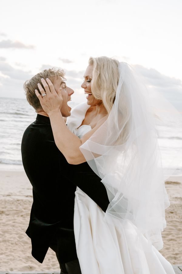 Encore St Kilda Beach wedding, Emmett and Karmen, frame 095