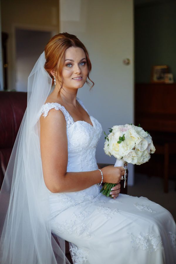 Jacquie and Steve's wedding day in St Kilda, frame 028